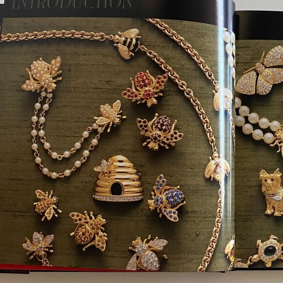 Jewelry By Joan Rivers Hard Cover Signed Copy Book - Picture 4 of 11